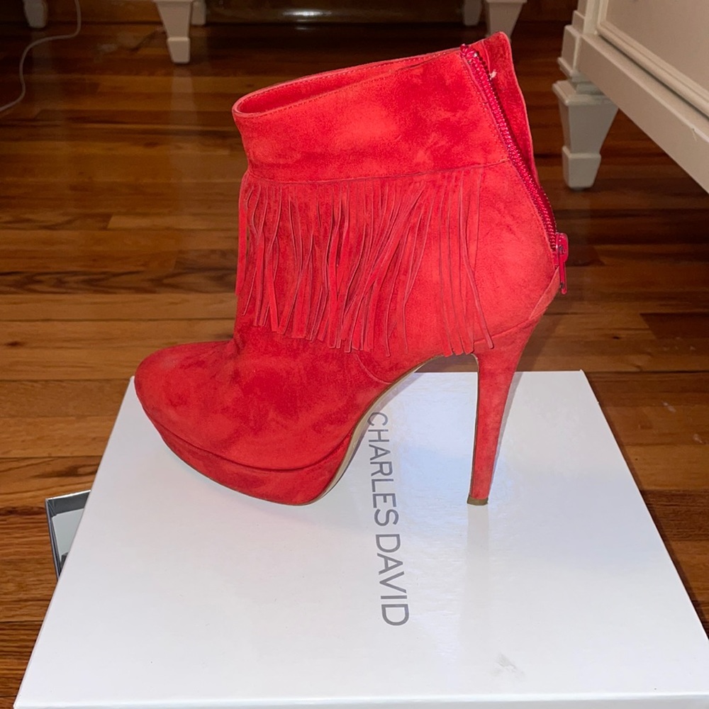 Charles David Red Heels! Only worn 5 times. 4 1/2 inches. Includes the box.